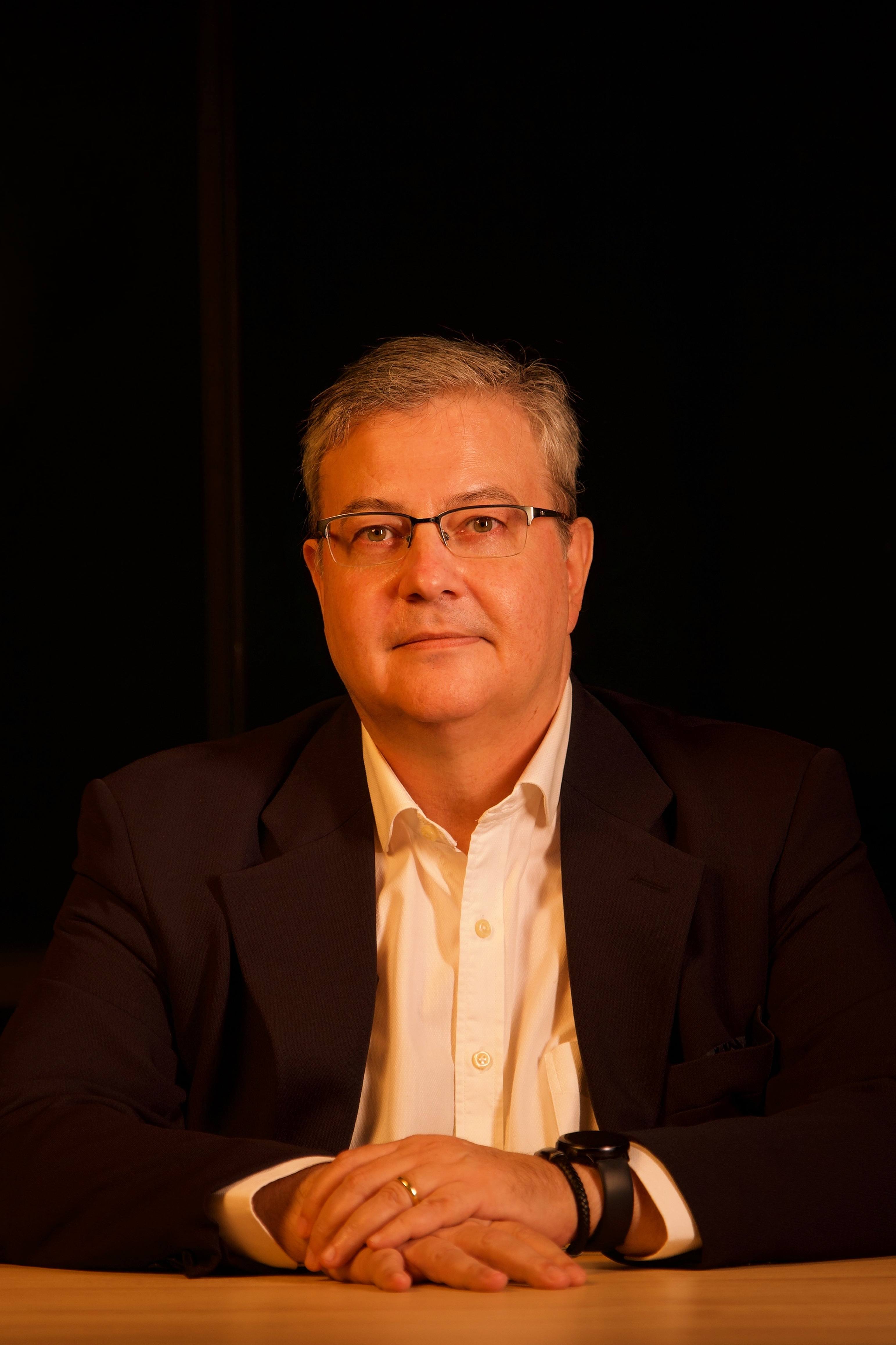 Professor Marcelo Lopes